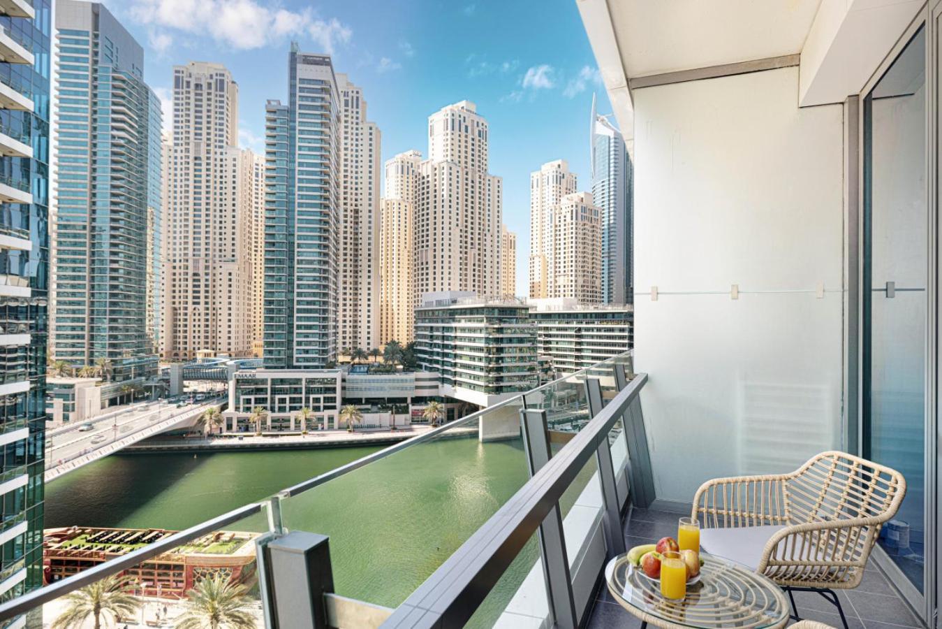 Luxury In Marina With Canal Views *