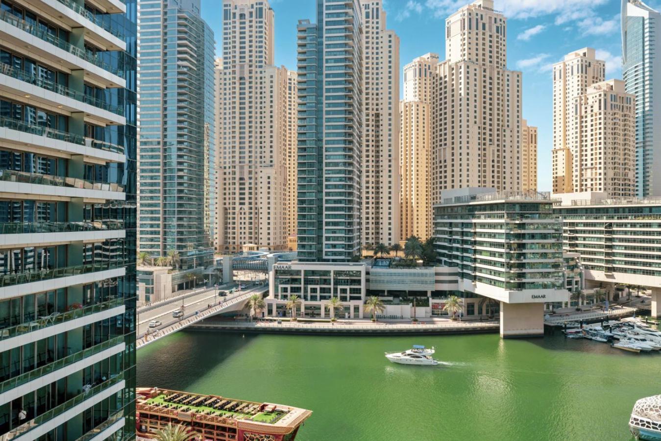 Luxury In Marina With Canal Views Dubai